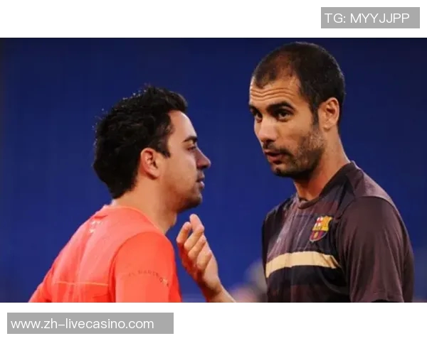 足球明星的辉煌历程与传奇故事揭示了他们背后的努力与坚持